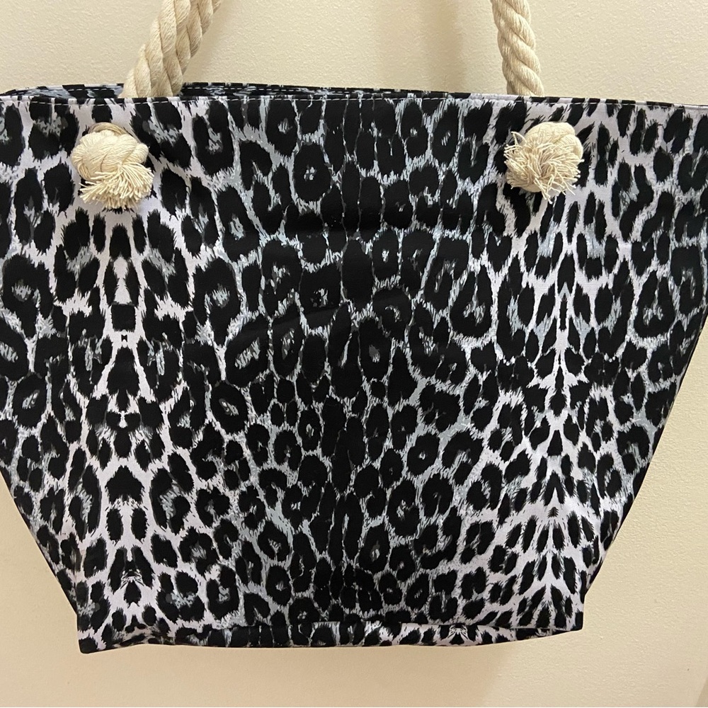 🎉Leopard Print Tote Bag 🎉